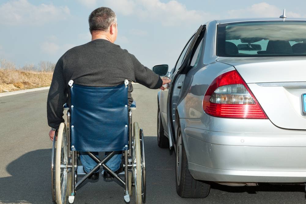 Госдума отклонила закон об отмене транспортного налога для инвалидов