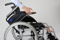 Типы складывания инвалидных колясок