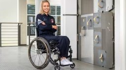 Человек в инвалидной коляске полетит в космос!