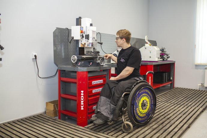 ОП РФ призвала поддержать российских производителей инвалидных колясок